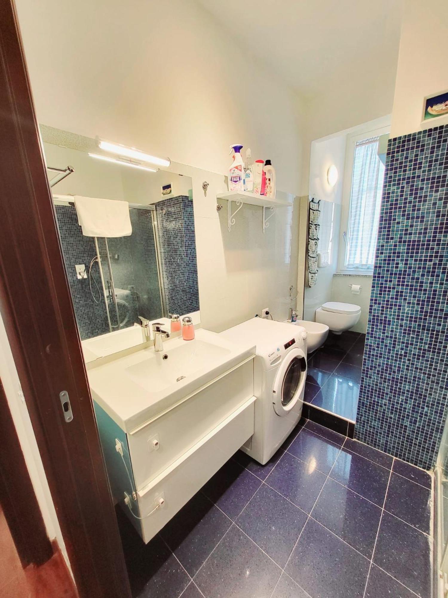 Blue Retreat M4 Milan